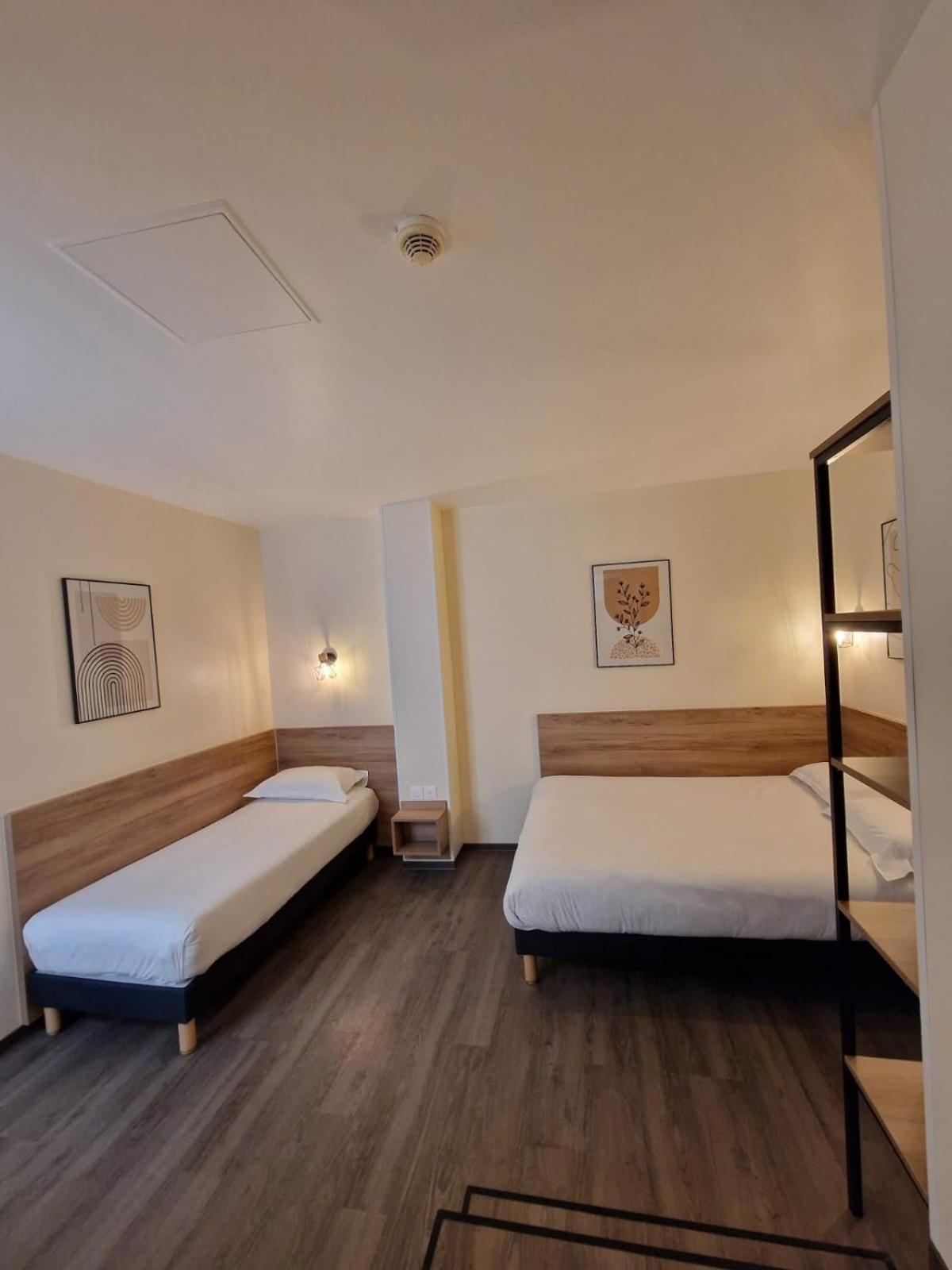Hotel D'anjou Levallois-Perret