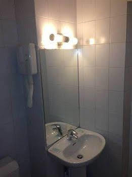 Hotel D'anjou 2*